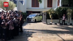 VIDEO: Momen Prabowo Tinggalkan Kertanegara Jelang Pelantikan