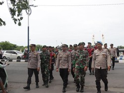 TNI-Polri di Sampang Patroli Saat Pelantikan Presiden Hari Ini