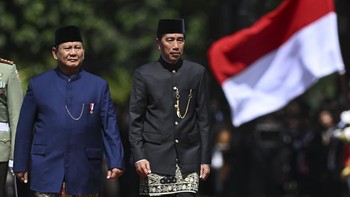  Upacara Pisah Sambut Jokowi dan Prabowo di Istana Merdeka