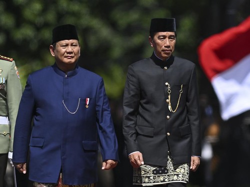 Prabowo Sering Cek Medsos, Singgung Isu Pecah Kongsi dengan Jokowi