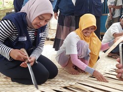 Getir Perajin Bilik Garut, Menolak Mati Digerus Zaman