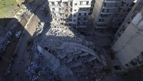 Israel Klaim Tangkap Komandan Hizbullah dalam Penggerebekan di Lebanon