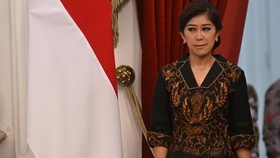 Meutya Hafid Emosional Cerita Pegawai Komdigi Kena Kasus Judi Online