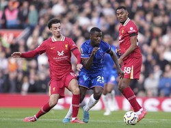 Liverpool Vs Chelsea: Salah & Jones Menangkan Si Merah 2-1