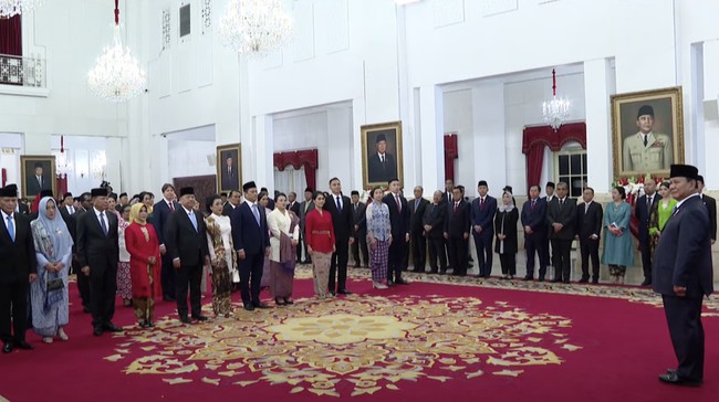 Presiden Prabowo Subianto resmi melantik wakil menteri Kabinet Merah Putih di Istana Negara, Jakarta, Senin (21/10).