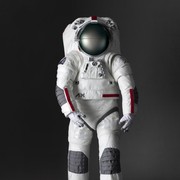 Prada dan Axiom Ciptakan Baju Astronaut untuk Misi Artemis III