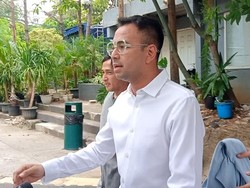 Ditegur Mayor Teddy Imbas Kasus Mobil RI 36, Begini Reaksi Raffi Ahmad