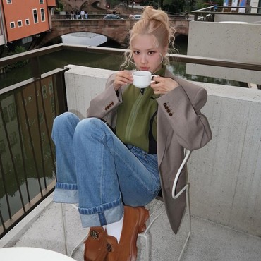 Permintaan Maaf Rose BLACKPINK usai Viral Balita Kecanduan 'APT'