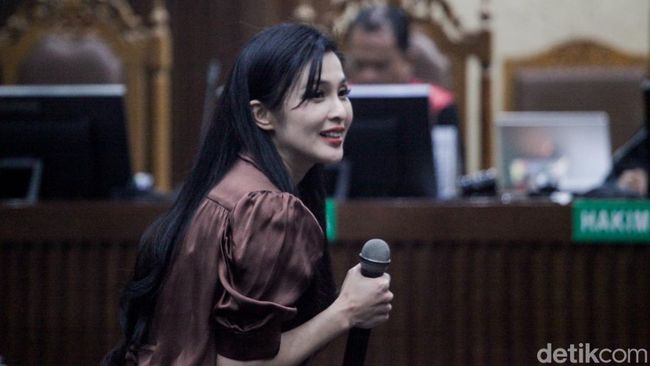 Pengacara Ungkap Alasan Sandra Dewi Tak Hadiri Sidang Vonis Harvey Moeis