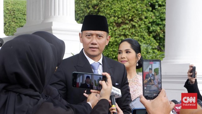 Sejumlah calon menteri dan wakil menteri Kabinet Merah Putih mulai berdatangan ke Istana Kepresidenan Jakarta, jelang pelantikan, Senin (21/10) pagi.