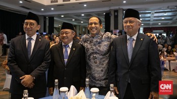  Sertijab Nadiem Makarim ke Tiga Menteri Baru