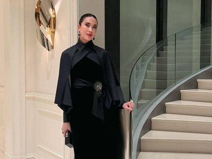 5 Potret Menteri Pariwisata Widiyanti Putri Wardhana, Outfitnya Anggun dan Stylish