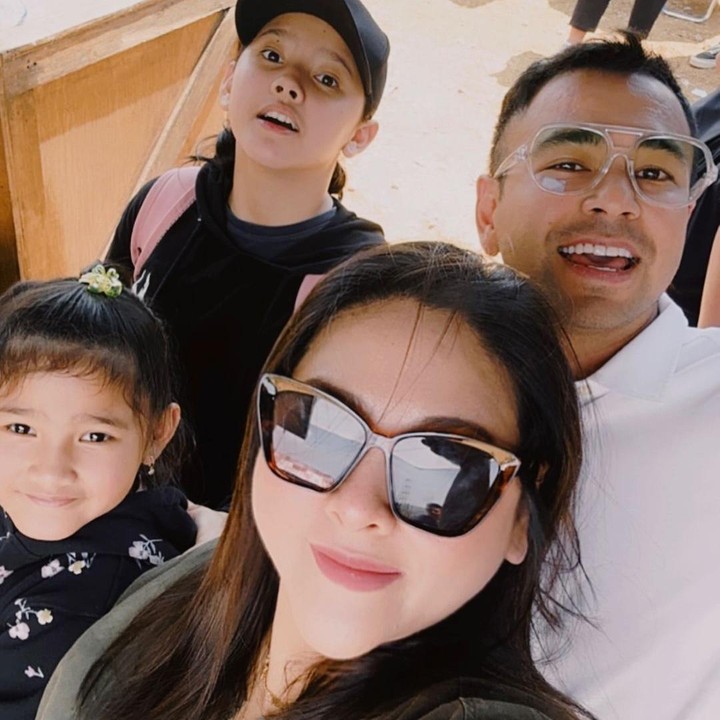 <p>Momen ini dibagikan langsung oleh Audy melalui laman Instagram-nya. Selain menemani sang suami, dirinya juga bertemu dengan aktor lainnya, seperti Raffi Ahmad. (Foto: Instagram: @audyitem)</p>