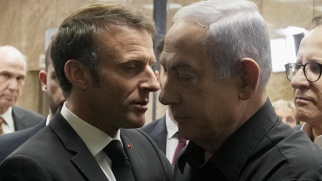 Presiden Prancis Emmanuel Macron mendesak PM Israel Benjamin Netanyahu melanjutkan perundingan gencatan senjata di Gaza pasca kematian bos Hamas Yahya Sinwar.