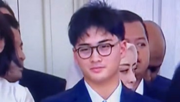 Terpopuler: Ketampanan Cucu Prabowo Vs Kata Roy Suryo Foto Syur Mirip Abidzar
