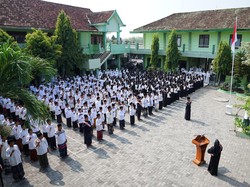 Peringati Hari Santri, Cabup Yuhronur Kupas Peran Besar untuk Republik