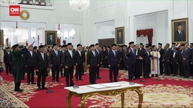 VIDEO: Momen Prabowo Lantik 7 Penasihat Khusus