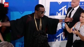 VIDEO: P Diddy Dituding Lagi Perkosa Remaja 13 Tahun Bareng Artis Lain