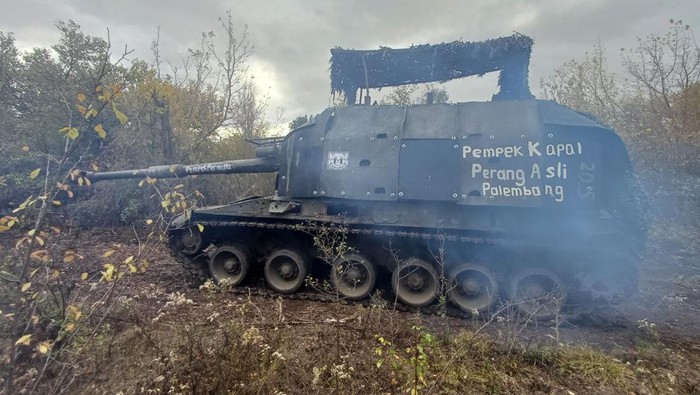 Viral Ada Tulisan Pempek Palembang di Tank Perang Rusia vs Ukraina, Ternyata Ini Penyebabnya!