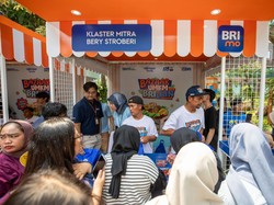 BRI Bantu Perluas Penjualan Usaha Prukades Lewat Bazaar UMKM BRILiaN