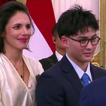 Gantengnya, Kyran Djiwandono Cucu Prabowo yang Jadi Sorotan Saat Pelantikan