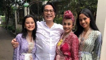 Tetap kompak dengan suami setelah 23 tahun menikah