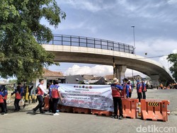 Polemik Perlintasan Ciroyom, Ditutup KAI-Dibuka Sepihak Ormas