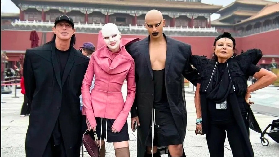 Rombongan Rick Owens Rombongan Rick Owens