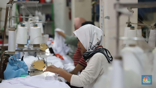 Gawat! Pabrik Konveksi RI Mulai Rumahkan Karyawan-Jam Kerja Dikurangi