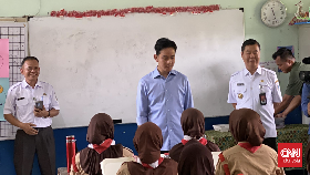 Bayang-bayang Jokowi dan Pembuktian Gibran di Kursi Wapres