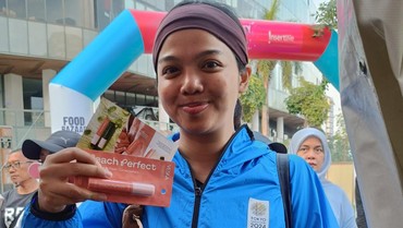 Hilangkan Bau Mulut, Veska Bagi-bagi 200 Mouth Spray di BFF 2024