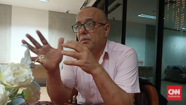 Salah satu tokoh Palestina sekaligus eks menteri kebudayaan Atef Abu Saif menyampaikan harapan besar ke pemerintahan Indonesia di bawah Prabowo Subianto.