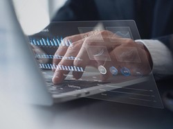Pengusaha Sektor Distribusi Produk Wajib Transformasi buat Penguatan Bisnis