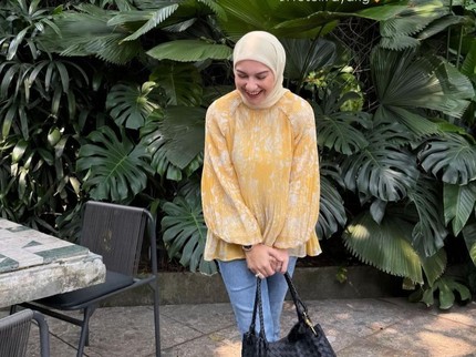 Potret Bulan Madu Irish Bella dan Pengusaha Aceh, Senyum Semringah Difoto Sang Suami