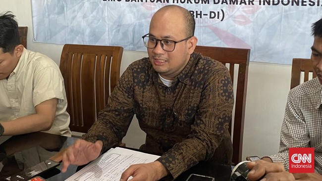 Pengacara korban Dini Sera mengaku sempat dihubungi pihak pengacara terdakwa Ronald Tannur dan ditawari uang yang bila diakumulasi nyaris Rp1 M.