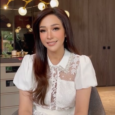 Begini Pandangan Maia Estianty Soal Anak Laki-Laki Selamanya Milik Ibu