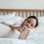 5 Keputusan Hidup yang Bikin Kamu Terlihat Kurang Cerdas, Hindari!