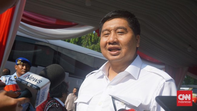 Politikus Partai Gerindra Maruarar Sirait menyatakan putaran kedua bakal terjadi di Pilkada Jakarta dan pada akhirnya dimenangkan oleh Ridwan Kamil-Suswono.