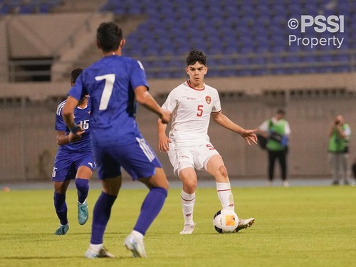 Mathew Baker Debut di Tim Utama Melbourne City FC