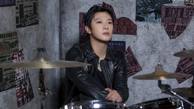 Aktivitas Choi Min-hwan sebagai drummer FT Island ditangguhkan hingga waktu yang belum ditentukan buntut tuduhan prositusi.