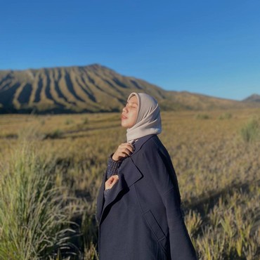 Komentari soal Hari Menghubungi Mantan Sedunia, Nadya Arfita Bilang...