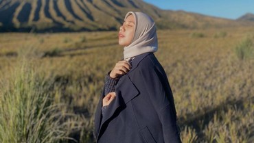 img-title Komentari soal Hari Menghubungi Mantan Sedunia, Nadya Arfita Bilang...