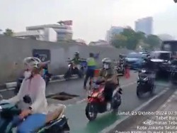 Hati-hati! Tutup Gorong-gorong di MT Haryono Jaksel Arah Semanggi Hilang