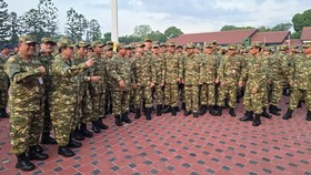 Airlangga Kagumi Parade Senja Saat Retreat Akmil: Sangat Impresif