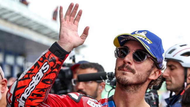 Francesco Bagnaia melontarkan pernyataan yang mengharapkan Jorge Martin terkena hukuman setelah menuntaskan sprint race MotoGP Thailand 2024.