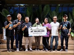 Video: Pendaki yang Tersesat di Gunung Slamet Diberi Beasiswa Rp 100 Juta