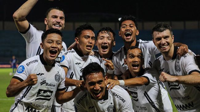 Hasil Liga 1: Sengit Saling Balas Serangan, Persija Bekuk Arema FC 2-1