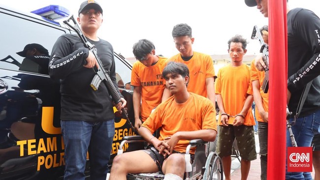 Polda Sumut meringkus 11 orang tersangka kasus bentrokan masalah perebutan lahan yang menewaskan dua orang di Deliserdang, Sumatera Utara (Sumut).