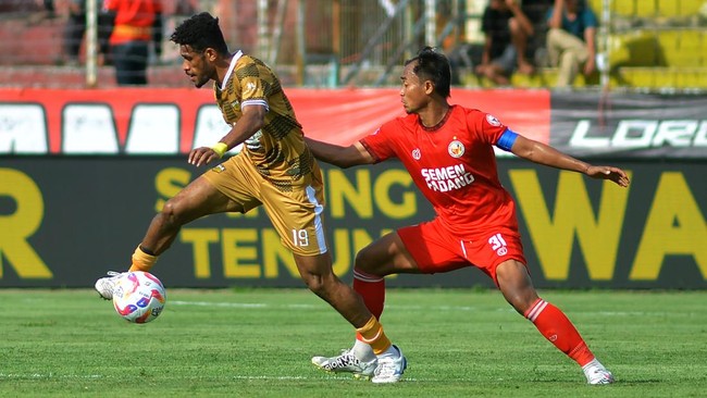 Ricky Kambuaya berpotensi mencuri perhatian pelatih Timnas Indonesia Patrick Kluivert seiring performa apik bersama Dewa United.