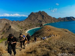 Asosiasi Pilot Drone Keluhkan Kenaikan Tarif Terbangkan Drone di TN Komodo